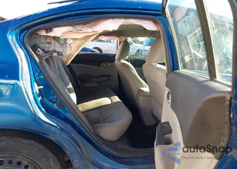 2013 Honda Civic Lx z USA, uszkodzony, nr VIN 2HGFB2F57DH564198